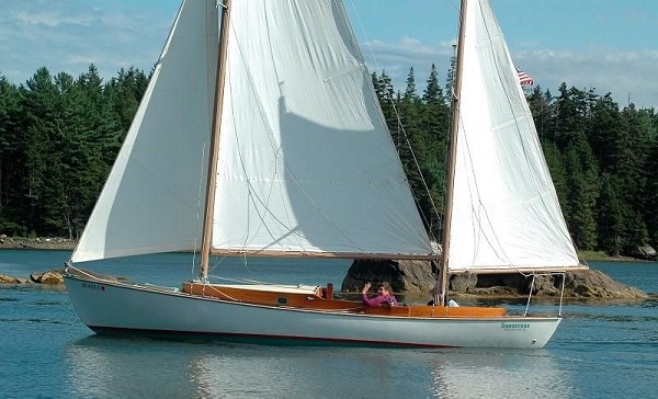 Sailing on Herreshoff with John and Crissy Stirratt
