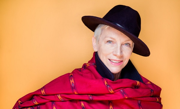 Annie Lennox makes art from the artifacts of her own sweet dreams <span class="title-light">The Boston Globe</span>;