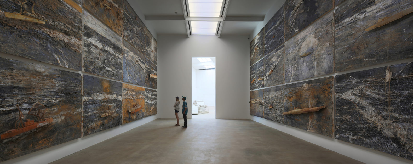 Two museum visitors in Anselm Kiefer