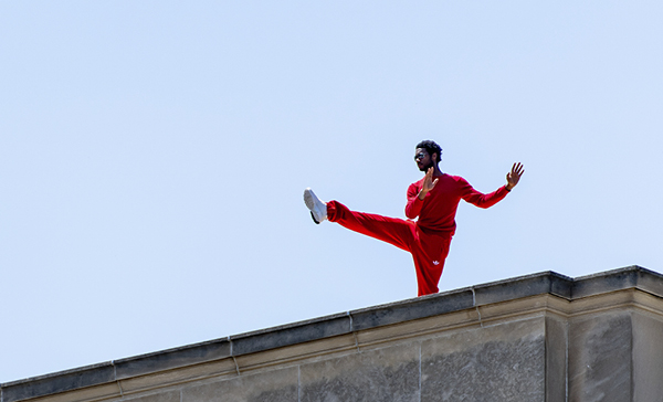 Trisha Brown Dance Company: <em>Roof Piece</em>