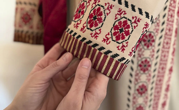 <i>Rhapsody</i> Textile Repair Workshop with Wafa Ghnaim